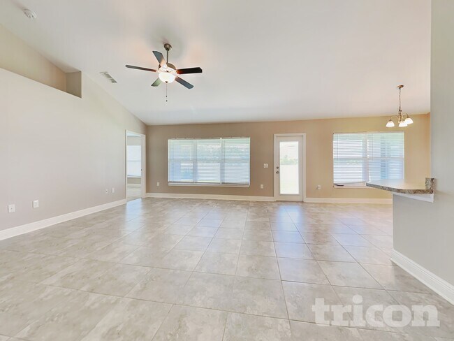 Foto del edificio - 2471 Twin Lake View Rd