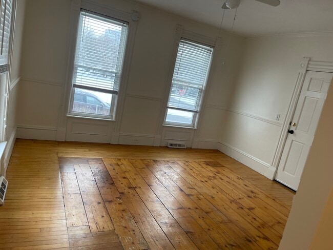 Building Photo - 673 Pine St