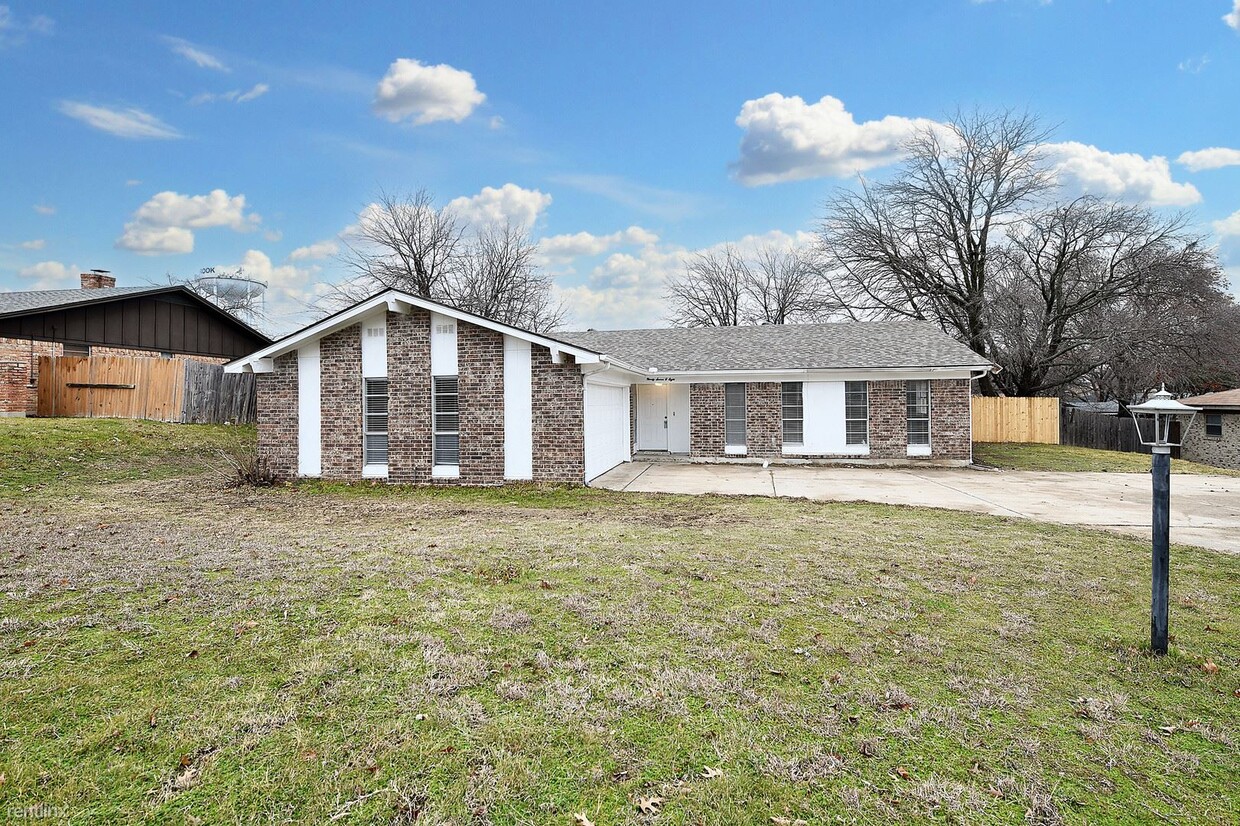 Primary Photo - 3 br, 2 bath House - 9708 Leland Ln