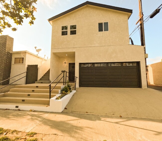 Building Photo - 4904 Coke Ave