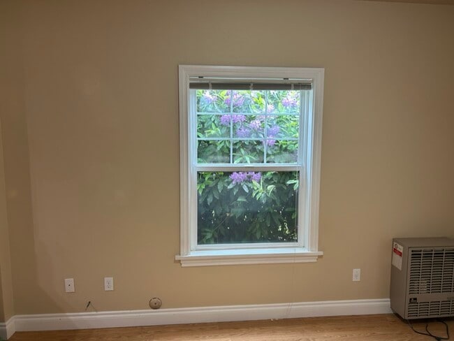 Living space - 2356 NW 67th St