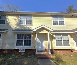 Building Photo - 1558 Devoe St