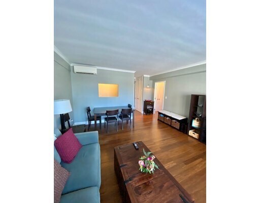 Foto del edificio - 145 Pinckney St