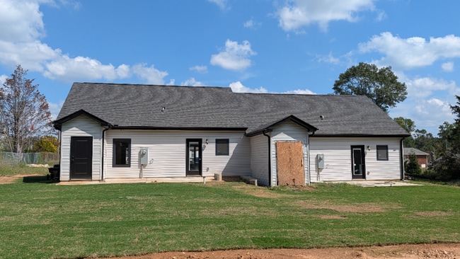 Building Photo - 115 Anile St