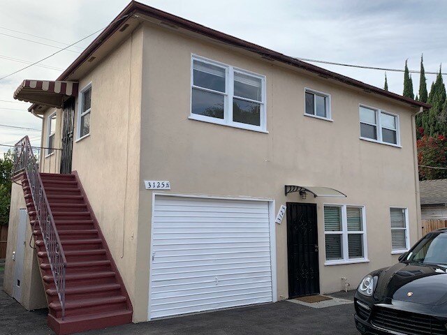Front of unit - 3125 Ivy St