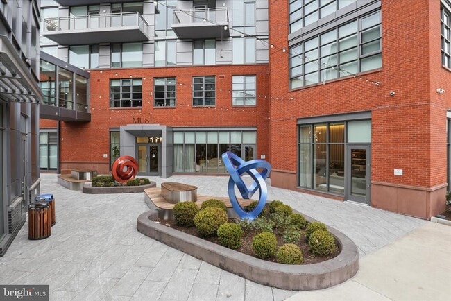 Building Photo - 1201 N Royal St