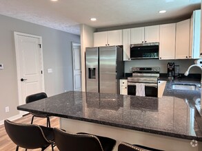 Building Photo - 4803 Apple Hill Ln