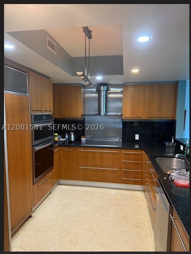 Building Photo - 9401 Collins Ave