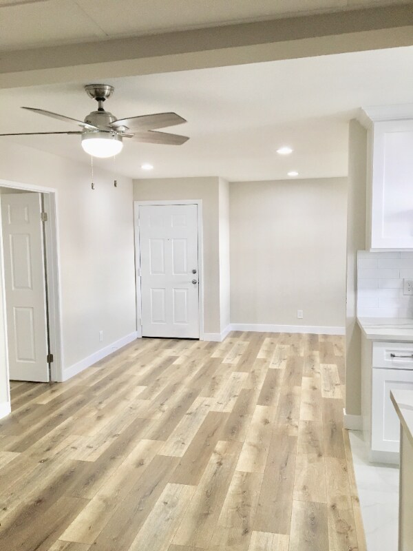 Building Photo - 626 E Verdugo Ave