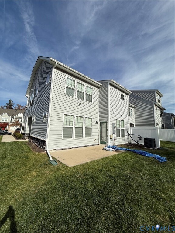 Foto del edificio - 18417 Palisades Ct