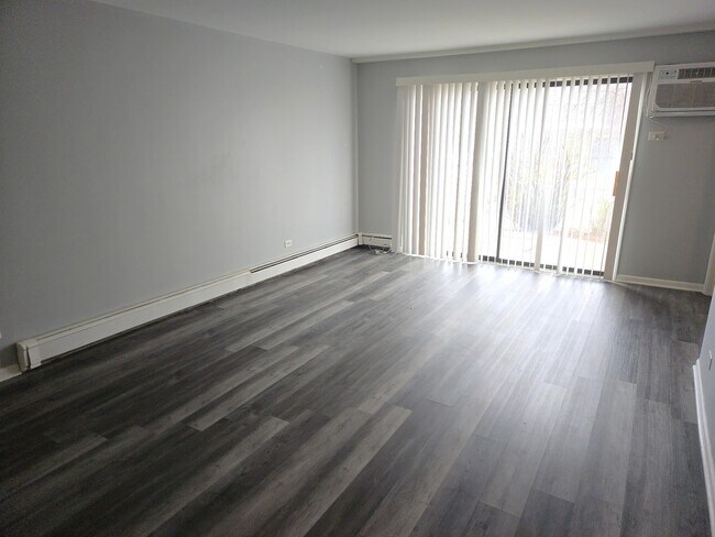 Foto del edificio - 38 W 65th St