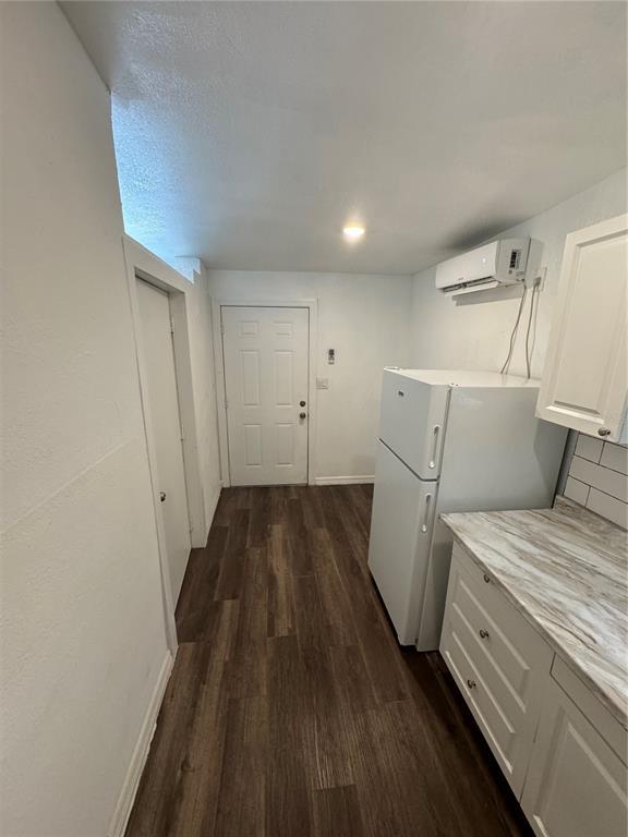 Foto del edificio - 8708 N Edison Ave