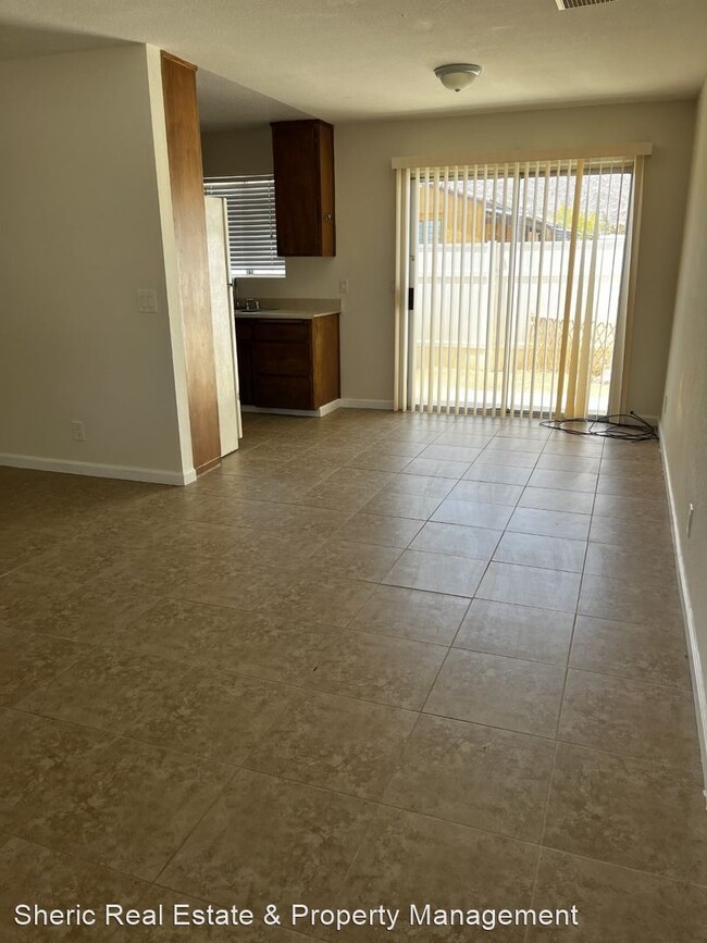 Building Photo - 2 br, 1 bath House - 6672 Maricopa #B