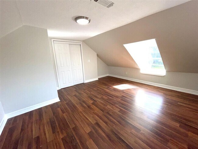 Foto del edificio - 7017 Schley St