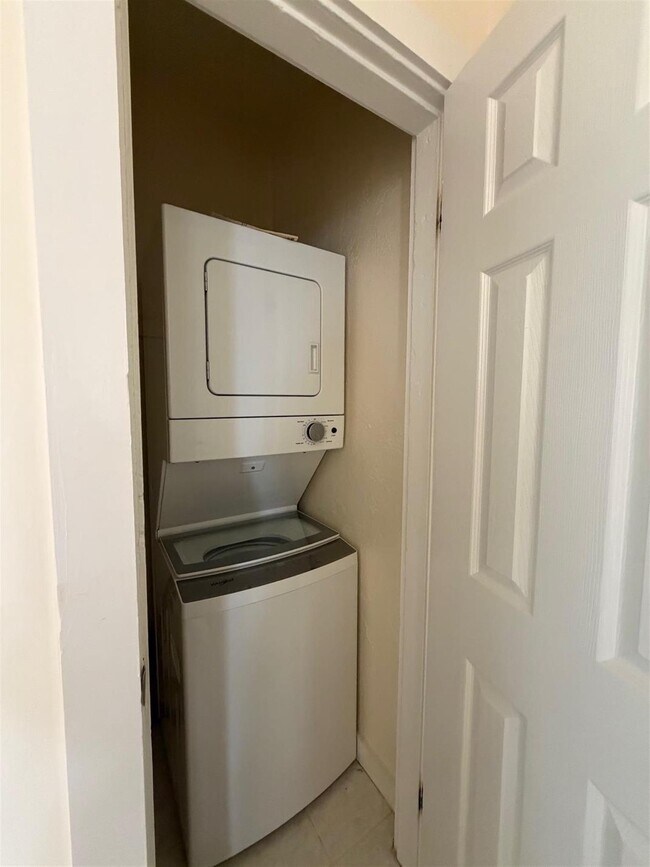 Foto del edificio - 48 Porter St