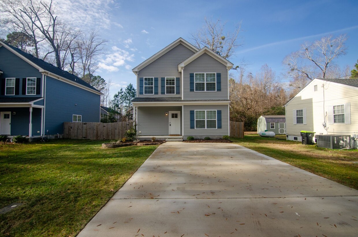 Primary Photo - Gorgeous Home rental in Carrolton!