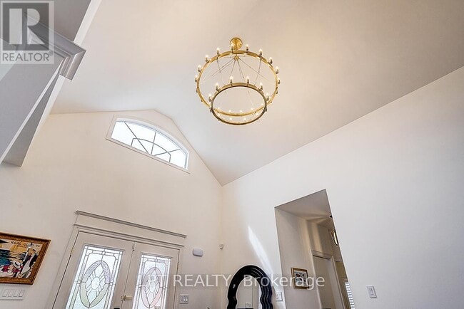 Building Photo - 585 Holgate Cir