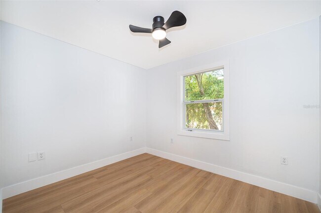 Foto del edificio - 613 Citrus St