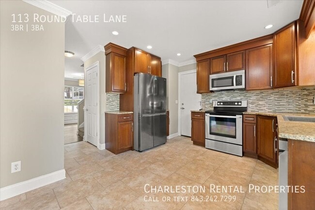 Building Photo - 113 Round Table Ln