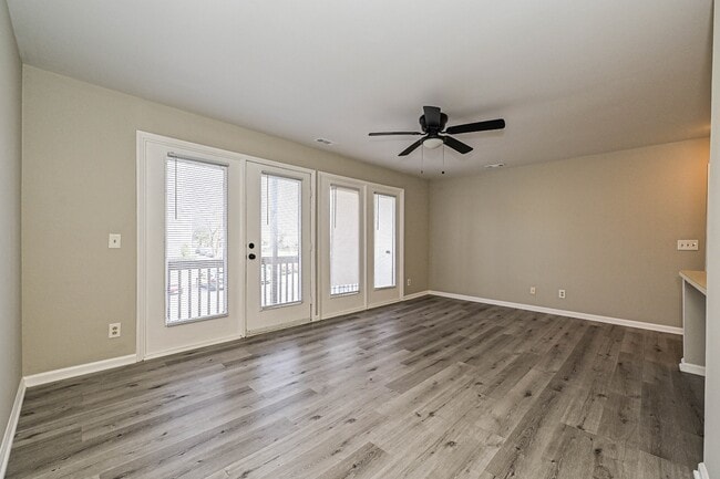Building Photo - 6156 Meadow Rose Ln