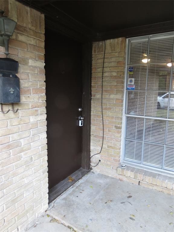 Building Photo - 3409 Nogales Dr