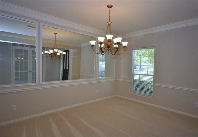 Foto del edificio - 1543 Harness Oaks Ct