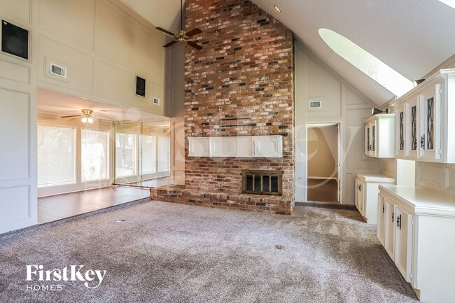 Foto del edificio - 6511 Misty Springs Ln