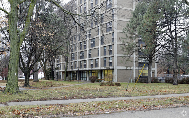 Building Photo - Polk Plaza