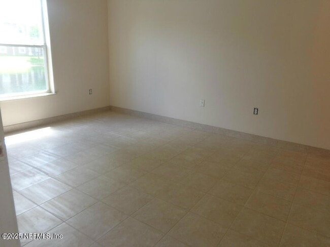 Building Photo - 9595 Amarante Cir