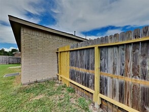 Building Photo - 3906 Hawthorn Glen Ct
