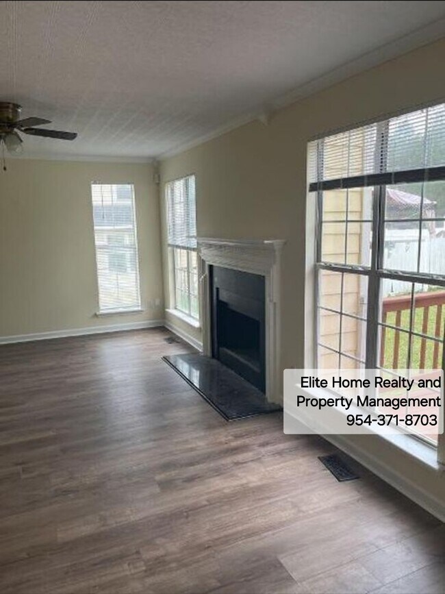 Foto del edificio - 249 Chadwick Cir