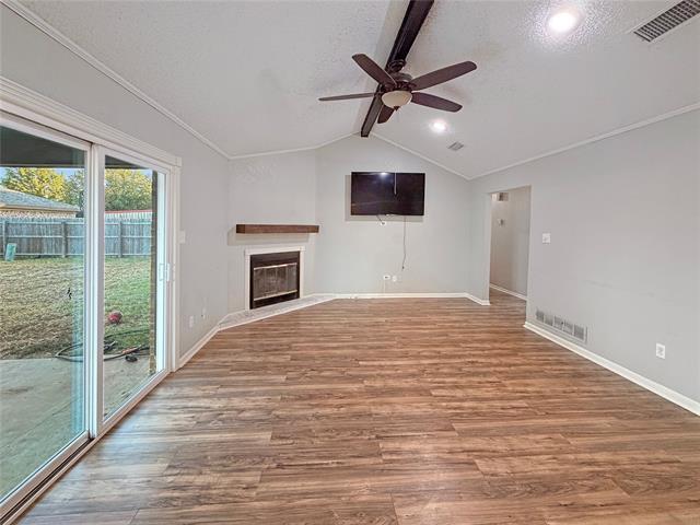 Foto del edificio - 2633 Melissa Ln