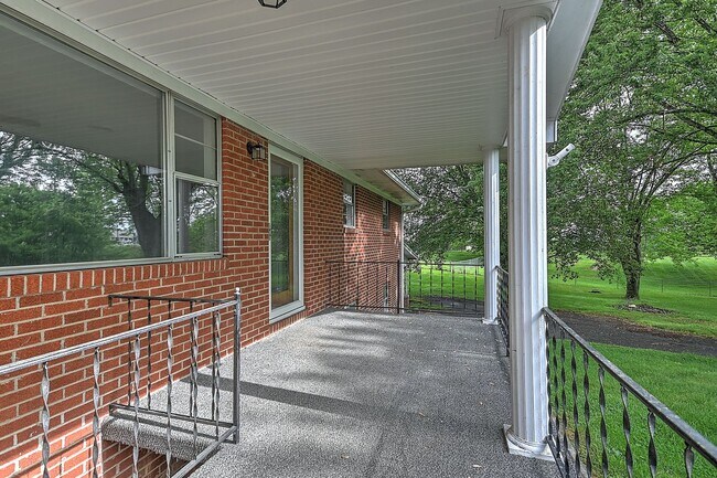 Foto del edificio - 602 Asheville Hwy, Greeneville, 37743
