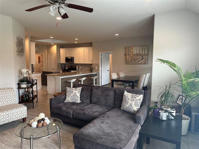Building Photo - 12531 Lake Portal Dr