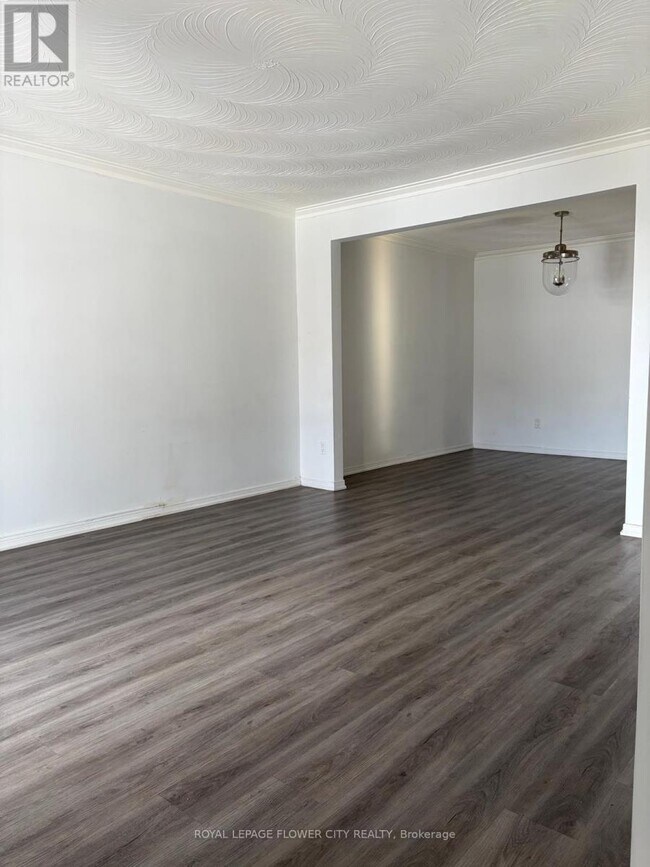 Building Photo - 66 Skelton Blvd