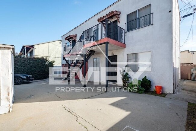 2 Bedroom 1 Bathroom Rental in Huntington Park CA 90255 - 2 Bedroom 1 Bathroom Rental in Huntington Park CA 90255 House