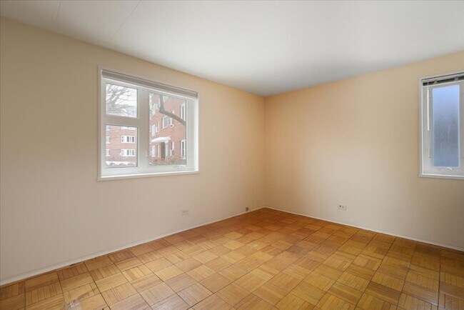 Foto del edificio - 7206 Oak Ave