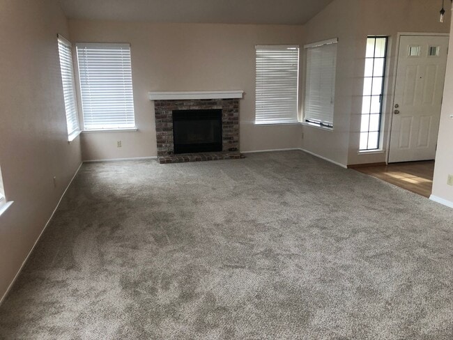 Building Photo - 560 OWL COURT, VACAVILLE