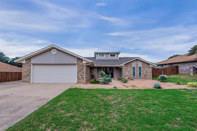 Foto principal - 213 Meadowhill Dr