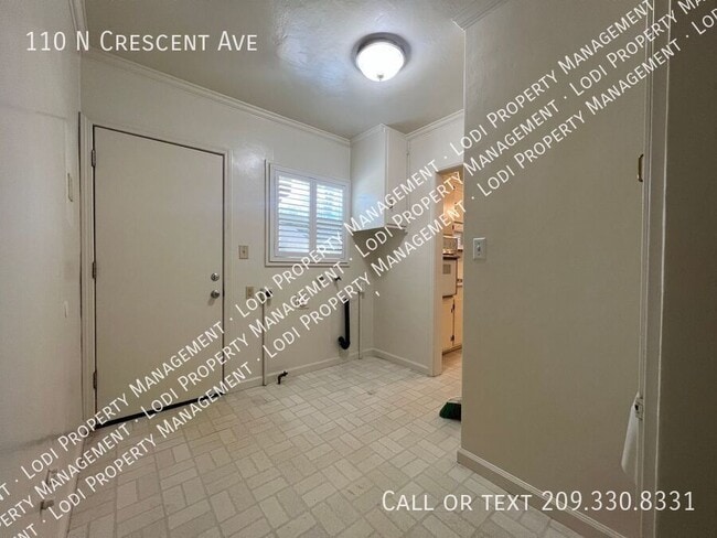 Building Photo - 110 N Crescent Ave