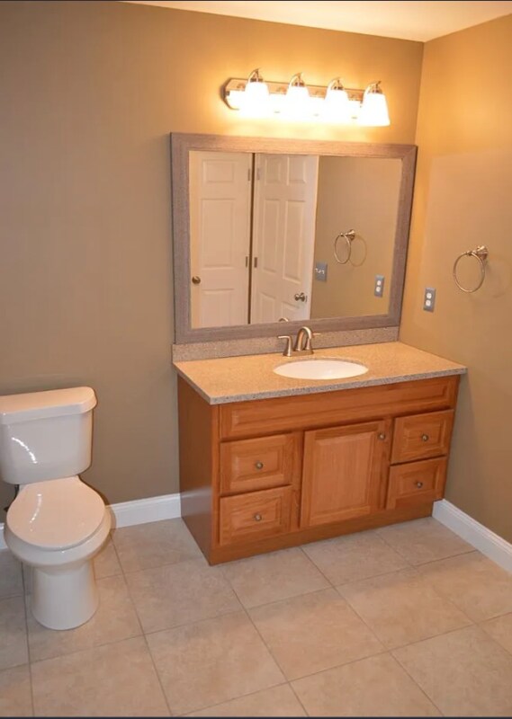 Foto del edificio - 308 Sparks Ln