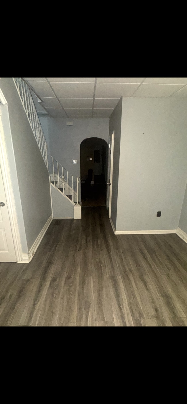 VIVIENDO - 1046 Madison Ave