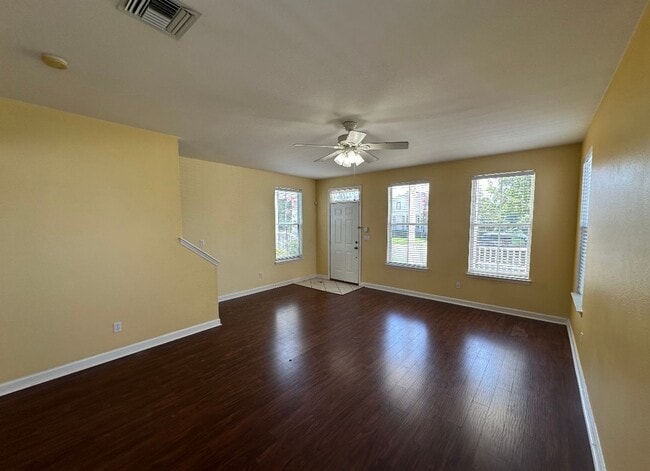 Building Photo - 3687 Longfellow Rd