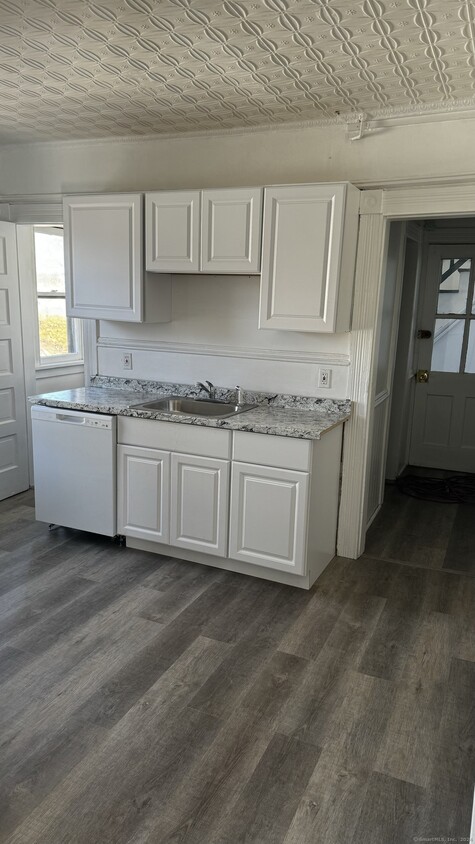 Foto principal - 178 Brentwood Ave
