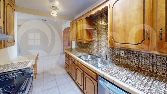 Foto del edificio - 2701 E Warwick Vista