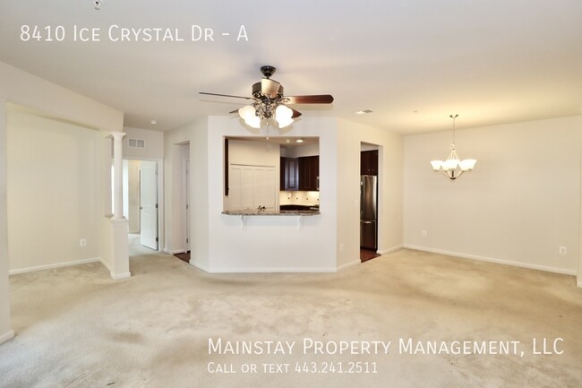 Foto del edificio - 2 Bedroom Condo in 55+ Legacy at Cherry Tr...