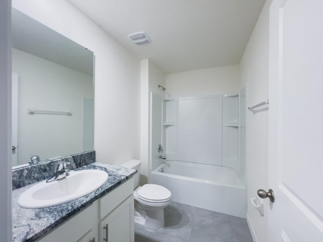 Building Photo - 5545 SW 43rd Ct