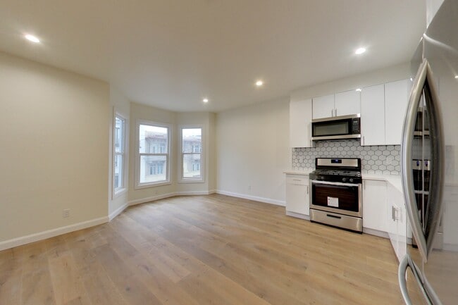 Building Photo - 1260 Vallejo St San Francisco, CA 94109