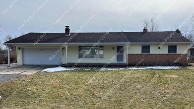 Building Photo - 6247 Canyon Woods Dr