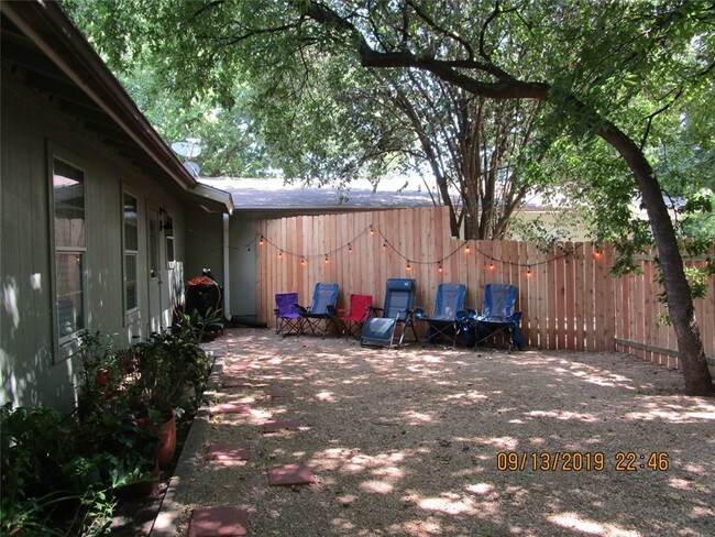 Foto del edificio - 6511 Hickman Ave
